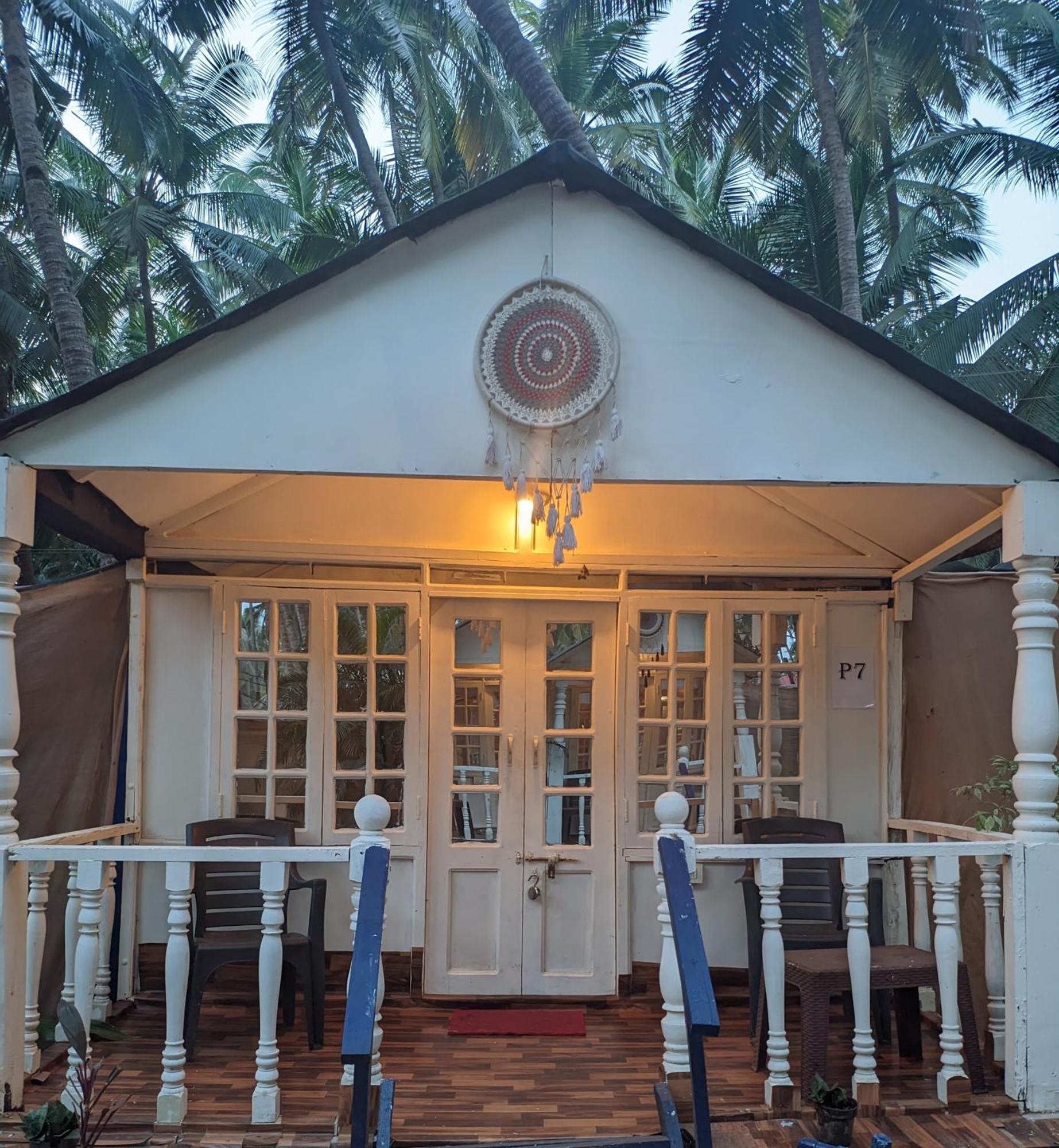 Tropical Bay Hostel Palolem Exterior photo