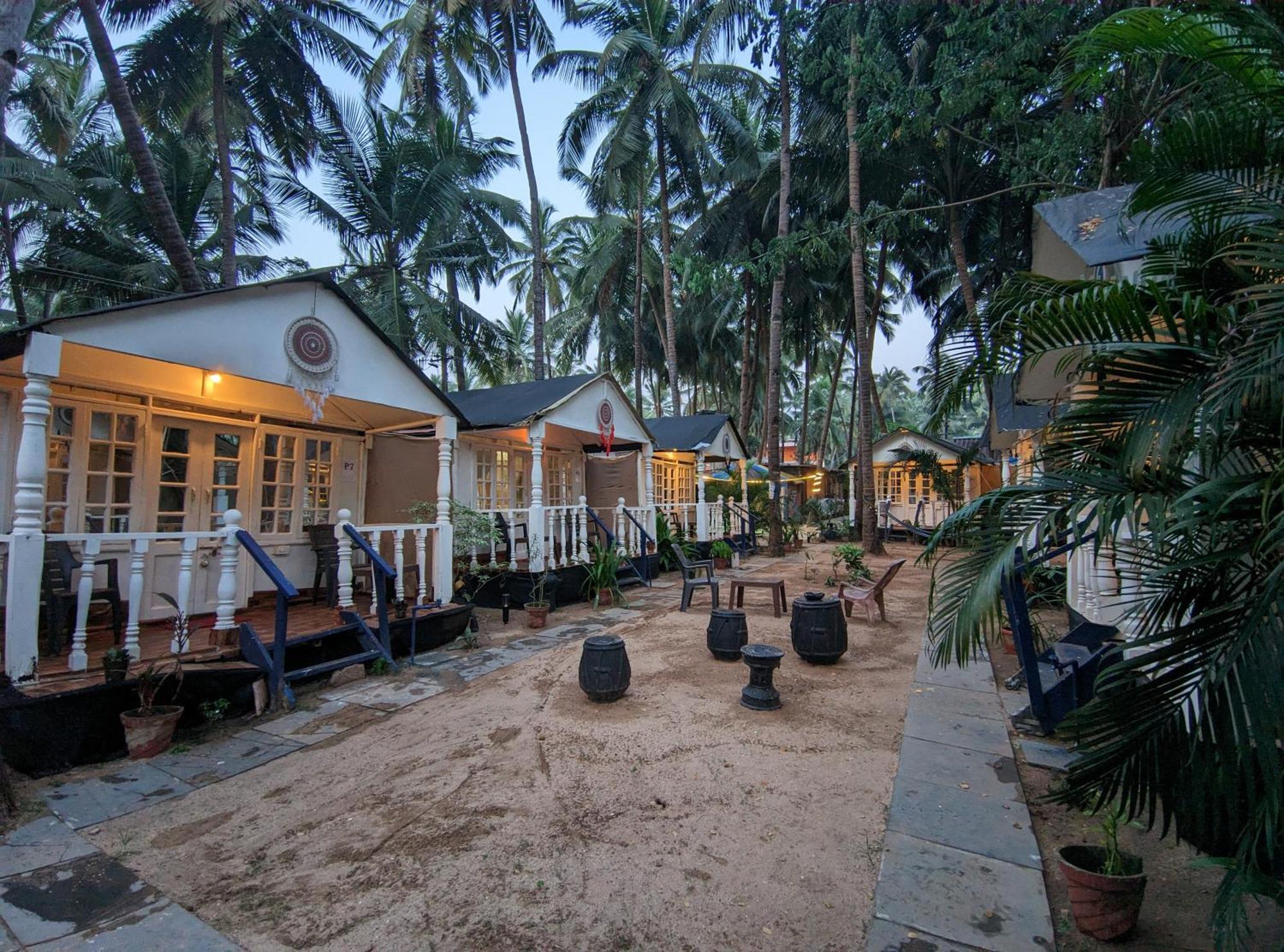Tropical Bay Hostel Palolem Exterior photo