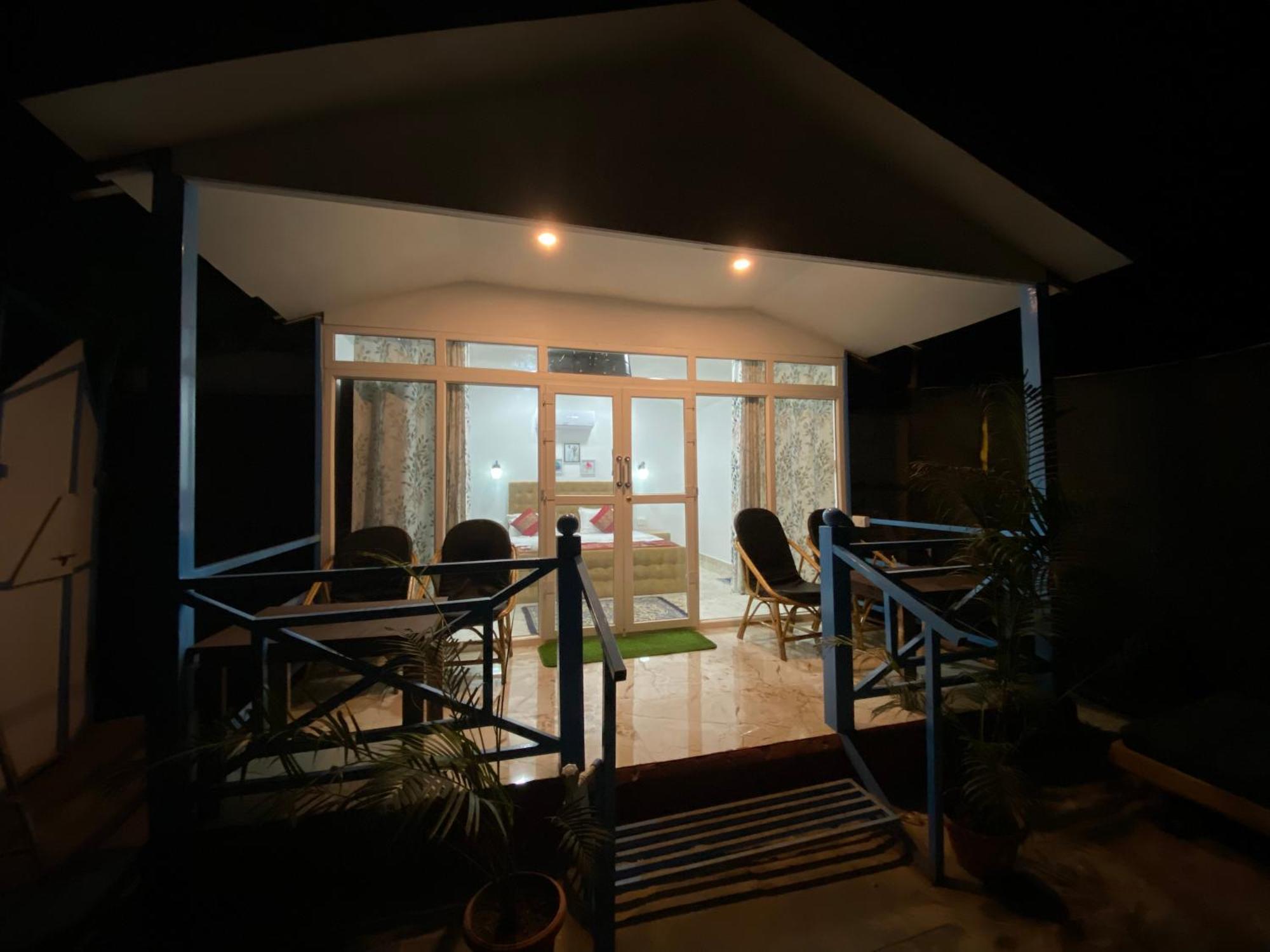 Tropical Bay Hostel Palolem Exterior photo