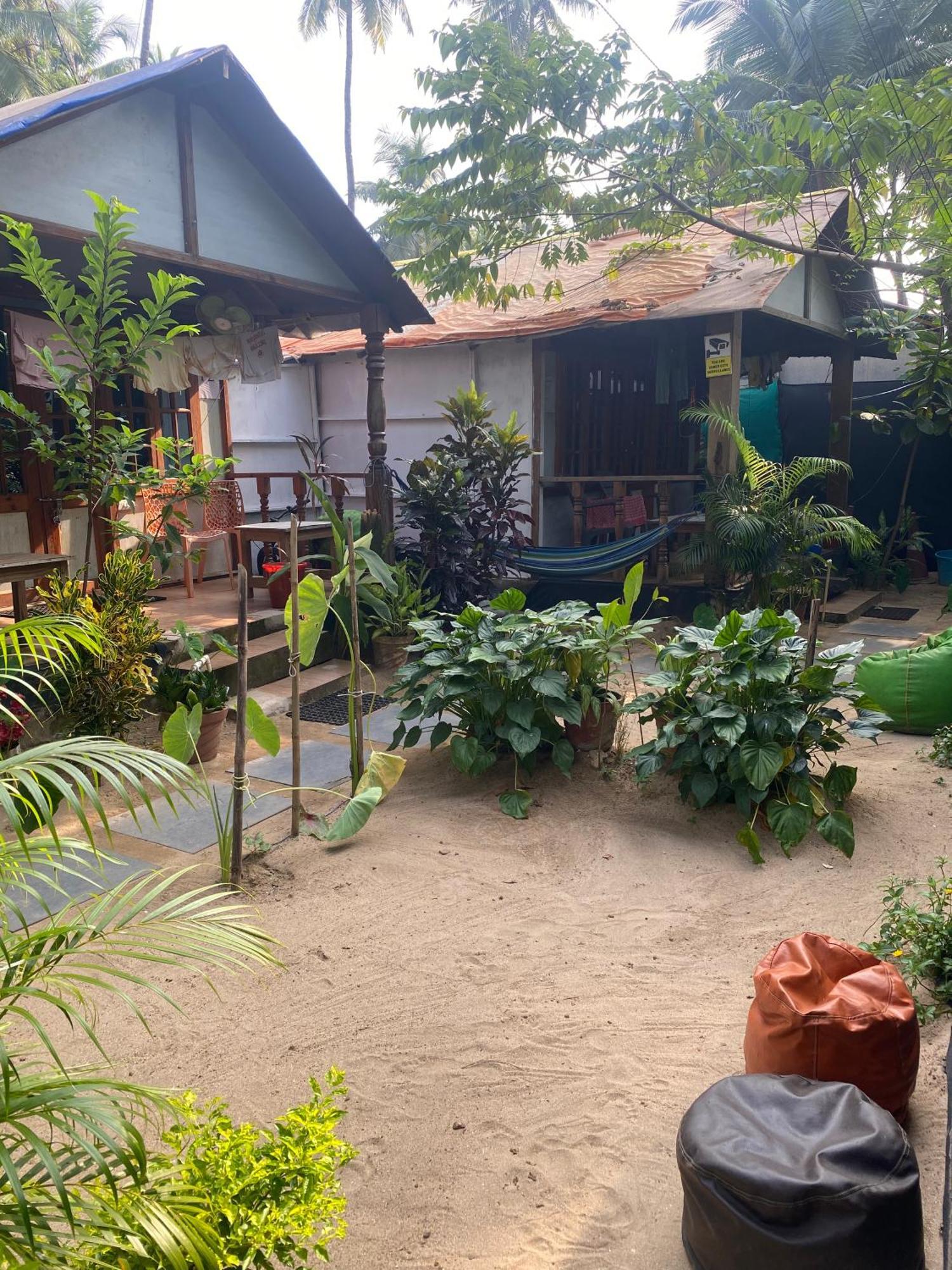 Tropical Bay Hostel Palolem Exterior photo
