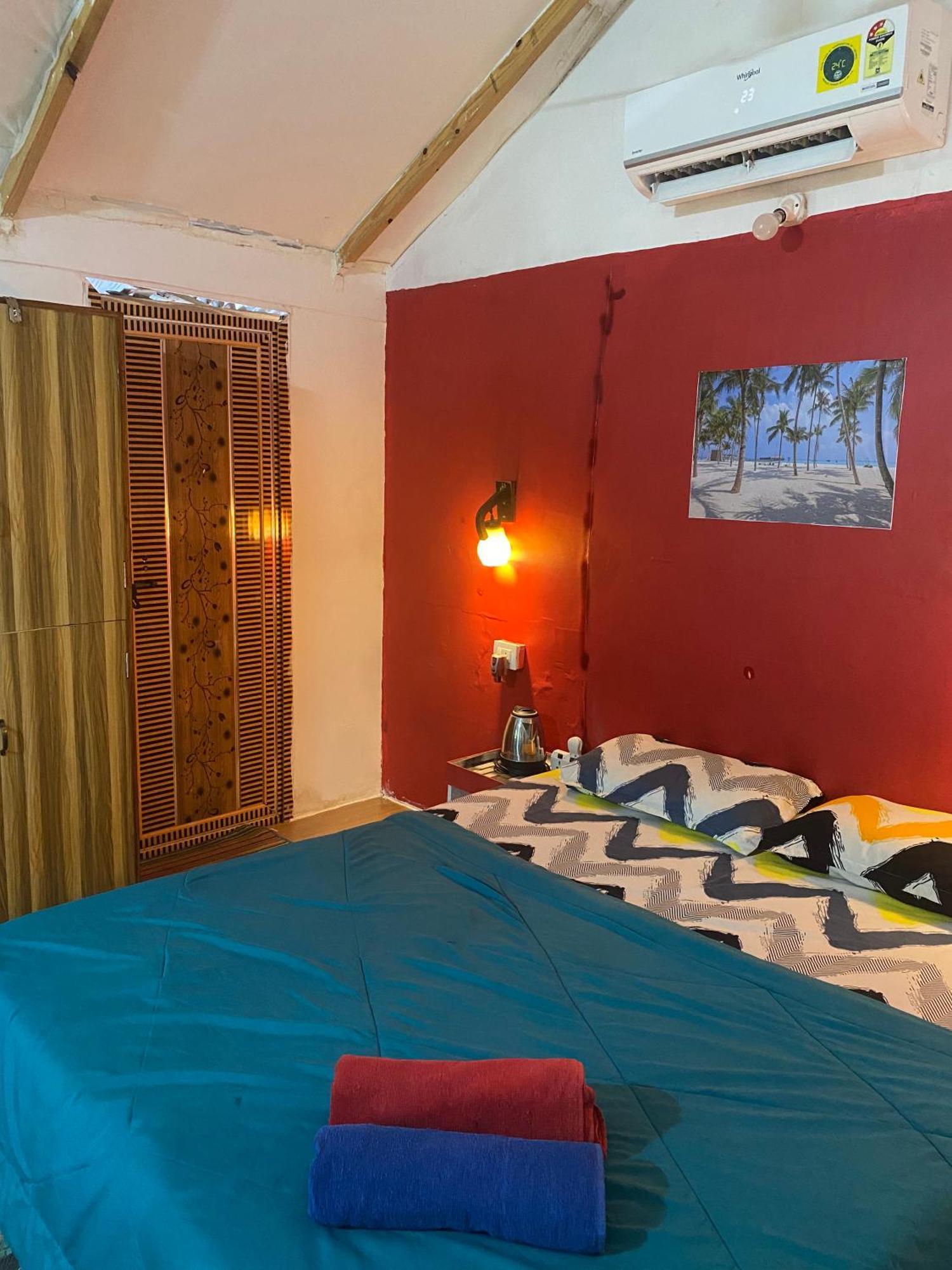 Tropical Bay Hostel Palolem Exterior photo