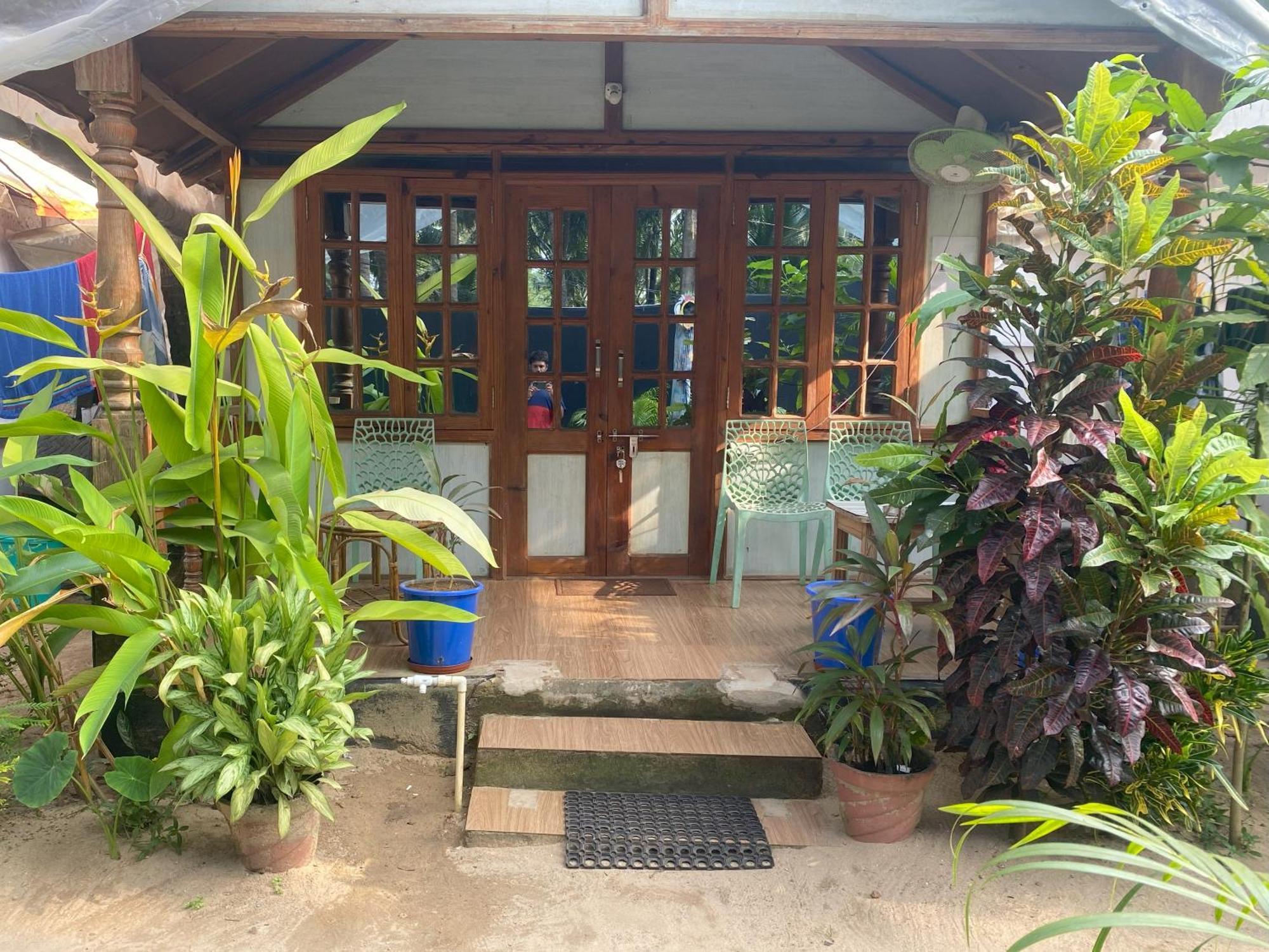 Tropical Bay Hostel Palolem Exterior photo
