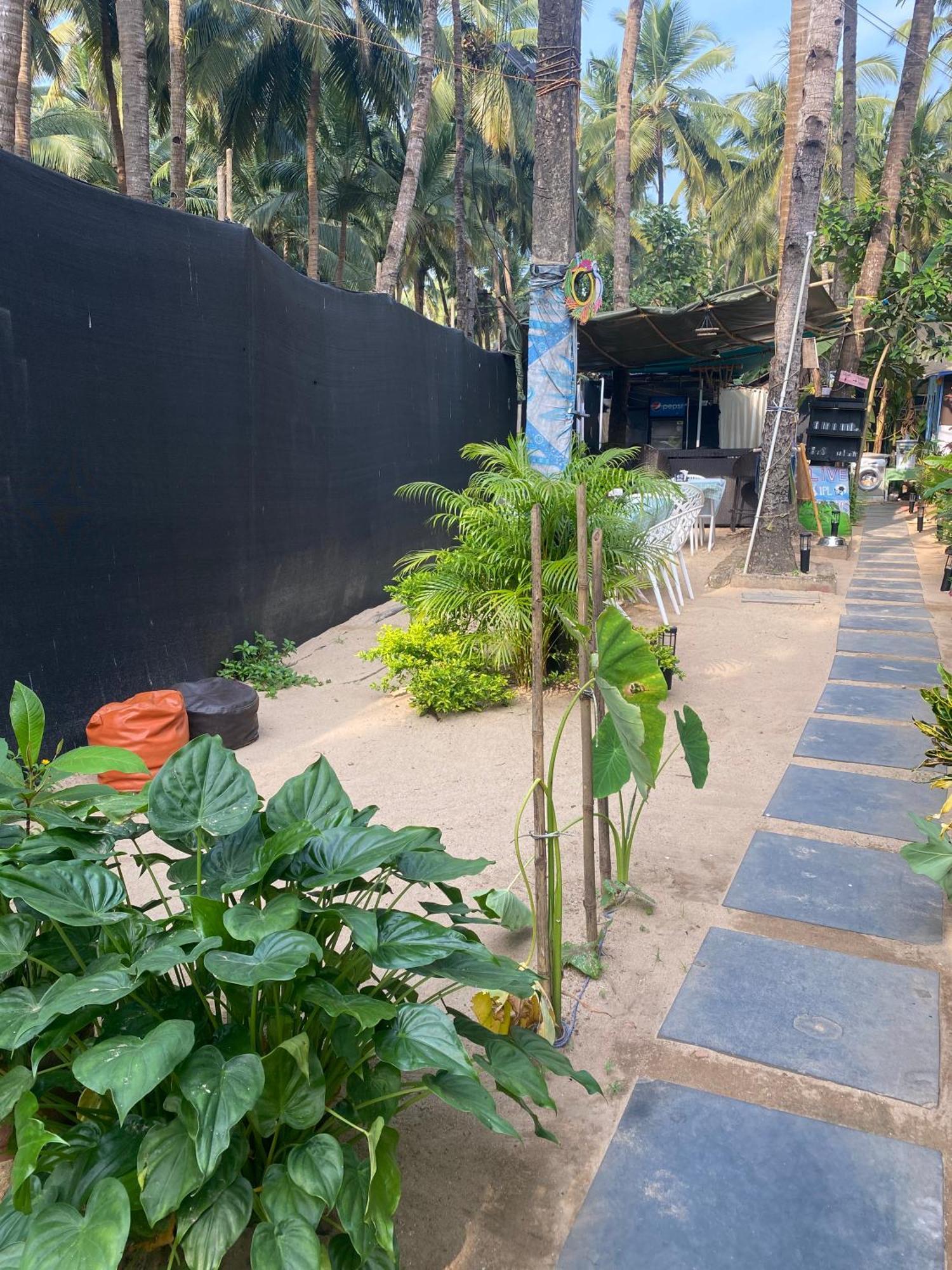 Tropical Bay Hostel Palolem Exterior photo